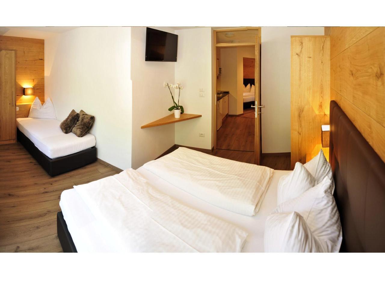 كامبو توريس Apparthotel Central المظهر الخارجي الصورة